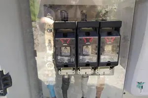 Acometida con fusibles