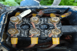 Empalme y limpieza de bornas